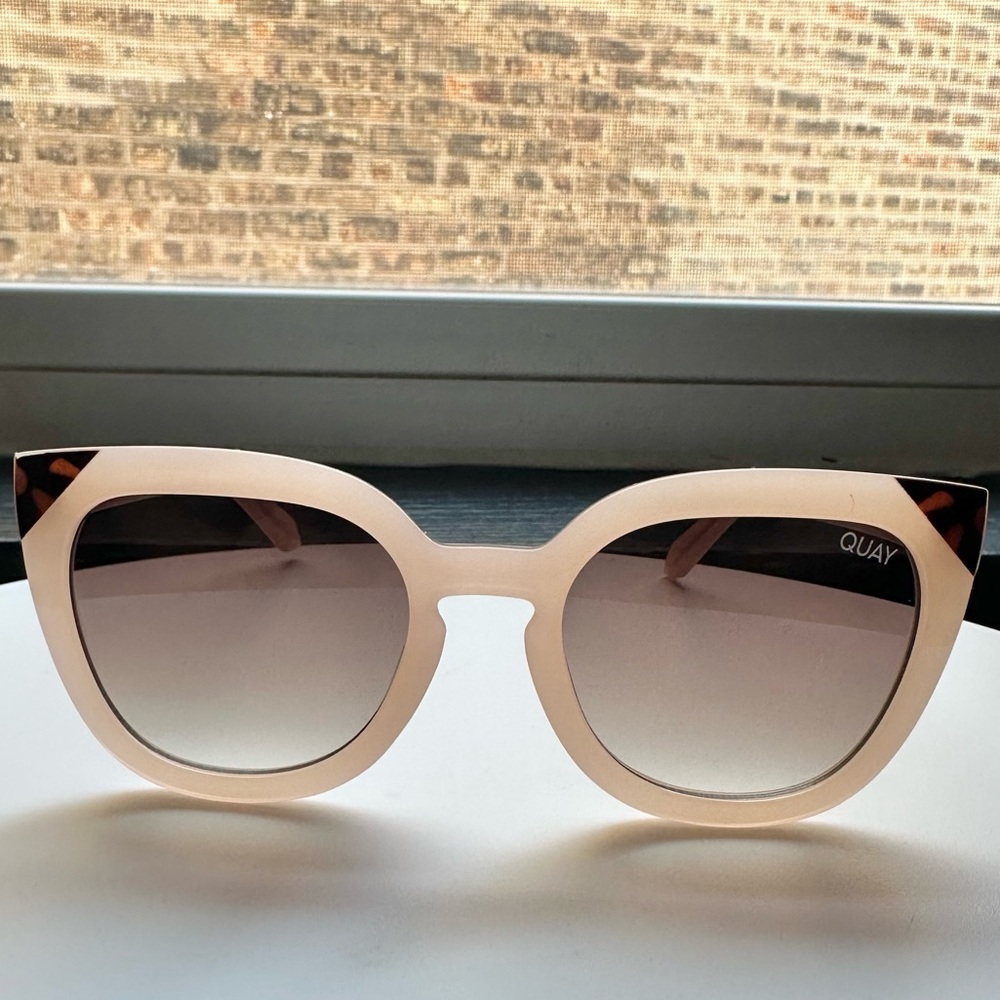 🌸QUAY🌸 Noosa Pink/Brown Cat Eye Sunglasses - Picture 5 of 13